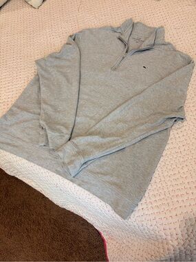 🐳🐳 Mens Vineyard Vines Gray Quarter-Zip Sweatshirt with Small Logo